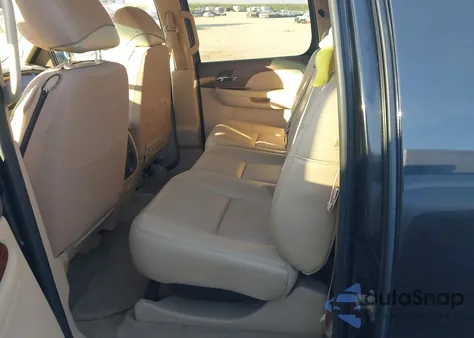 2010 Chevrolet Avalanche 1500 Ltz z USA, uszkodzony, nr VIN 3GNNCGE06AG264374